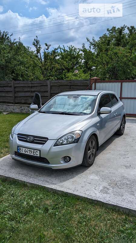 Kia Ceed (2010)