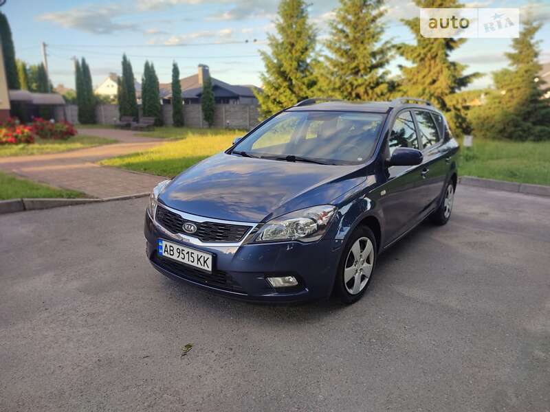 Kia Ceed (2011)