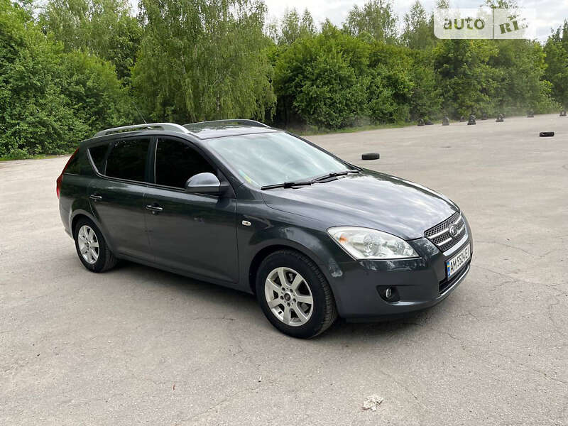 Kia Ceed (2009)