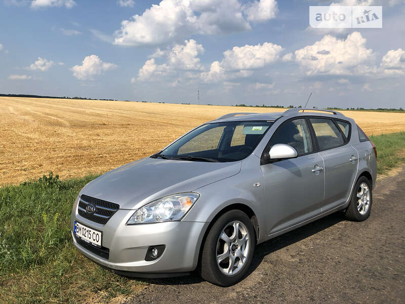Kia Ceed (2008)