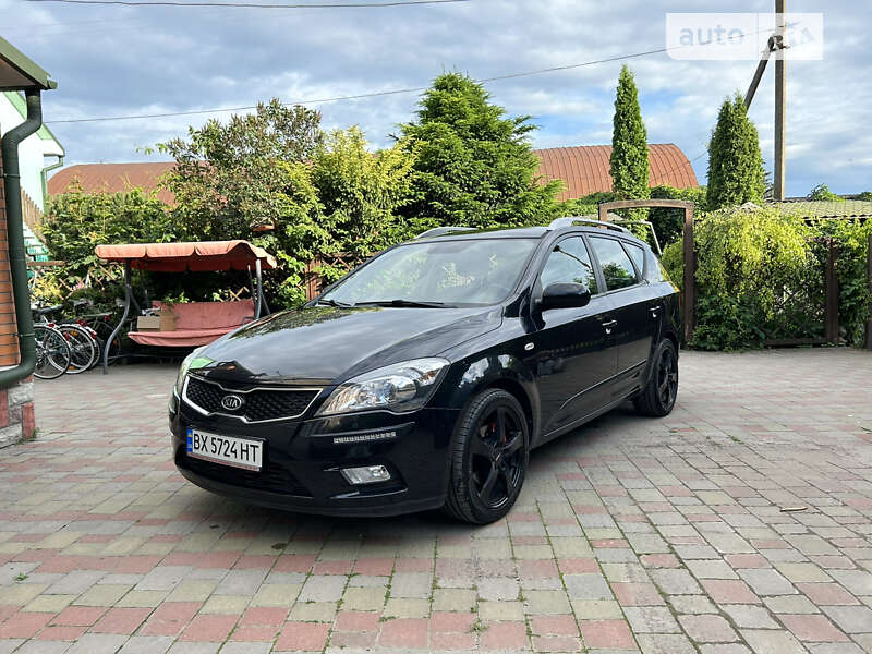 Kia Cee'd (2012)