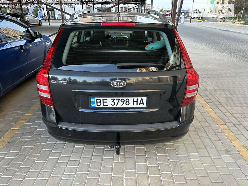 Kia Cee'd (2007)