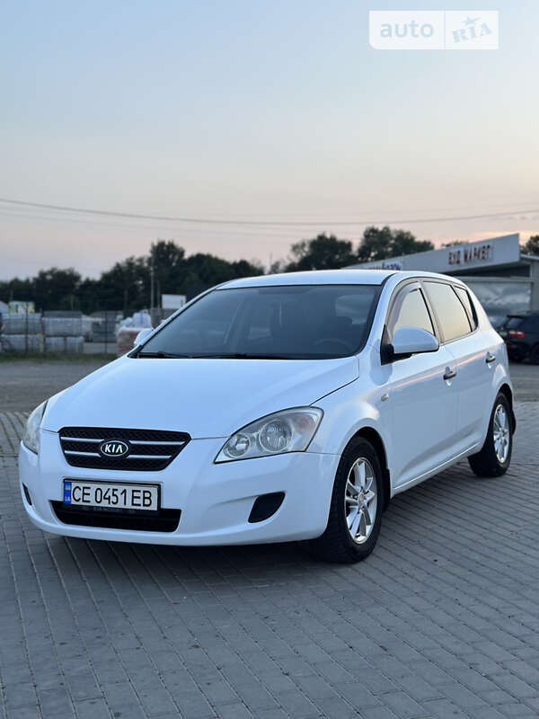 Kia Ceed (2008)