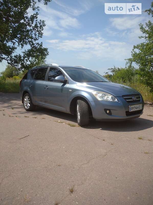 Kia Ceed (2008)