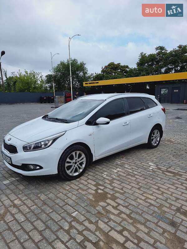 Kia Ceed (2013)