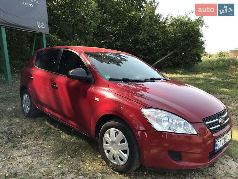 Kia Ceed (2009)