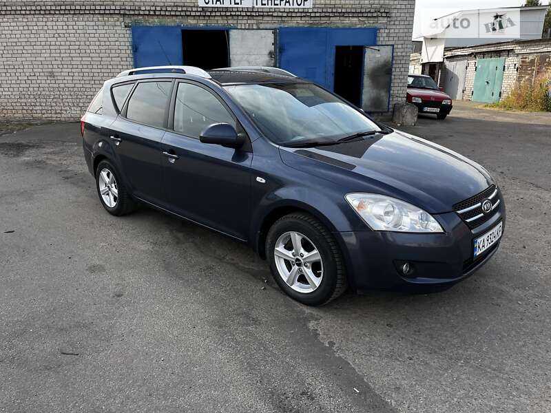 Kia Ceed (2008)