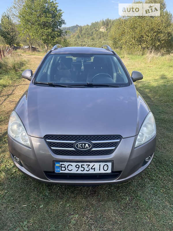 Kia Ceed (2007)