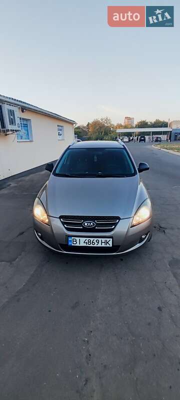 Kia Ceed (2008)