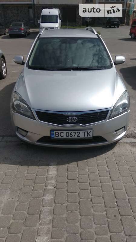 Kia Cee'd (2011)