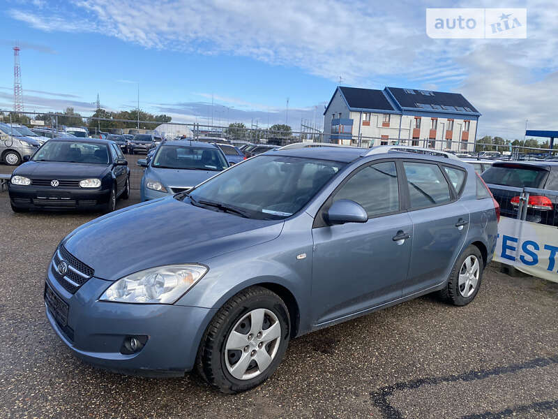 Kia Ceed (2009)