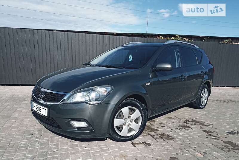 Kia Ceed (2012)