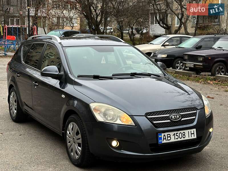 Kia Ceed (2007)