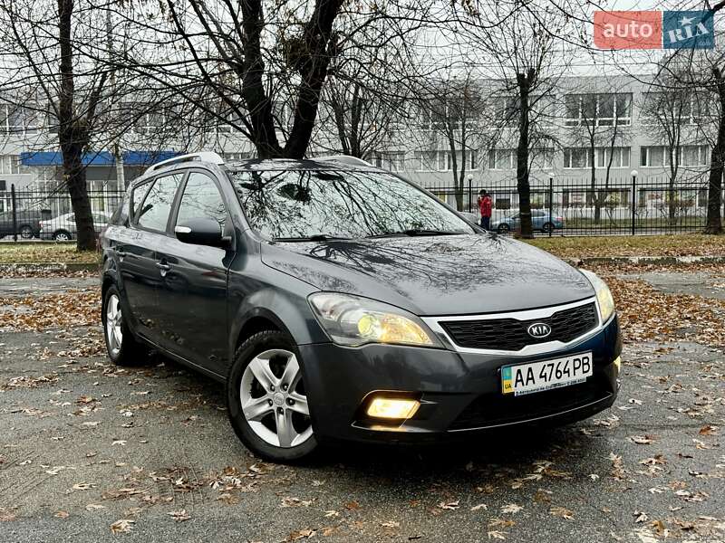 Kia Ceed (2012)