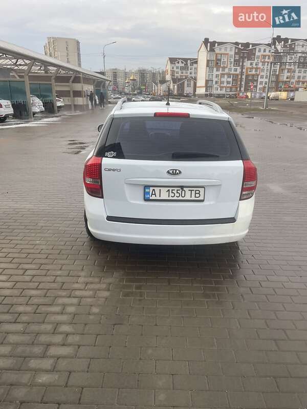 Kia Ceed (2012)