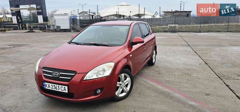 Kia Ceed (2007)