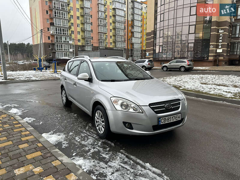 Kia Ceed (2007)