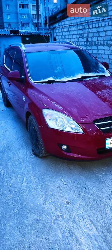 Kia Ceed (2009)