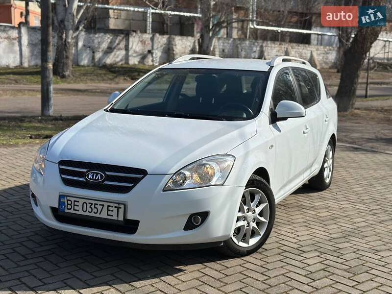 Kia Ceed (2008)