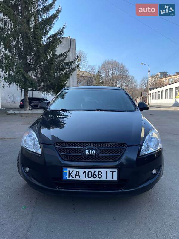Kia Ceed (2009)