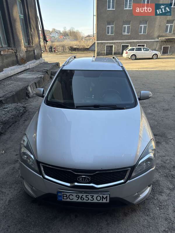 Kia Ceed (2011)