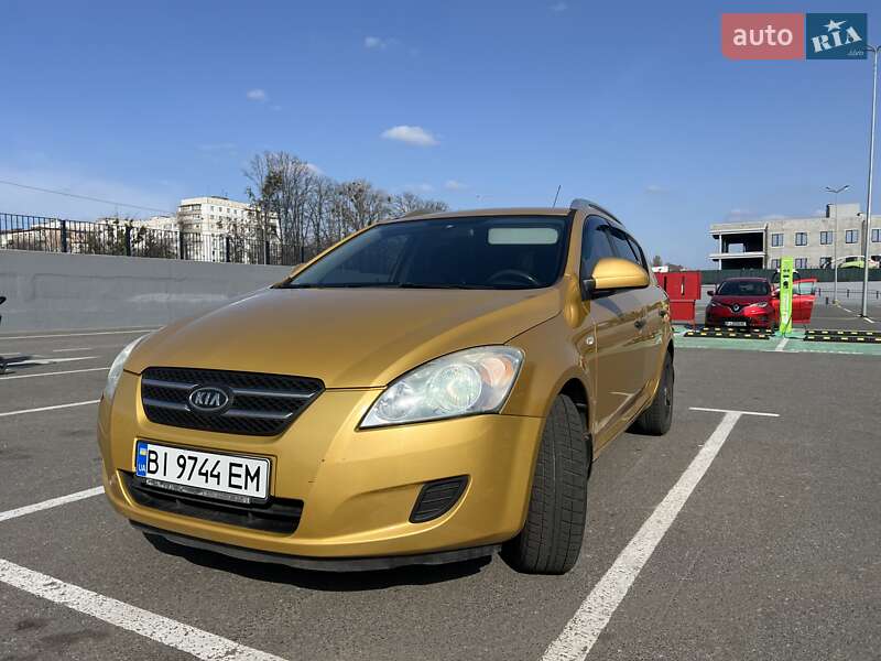 Kia Ceed (2008)