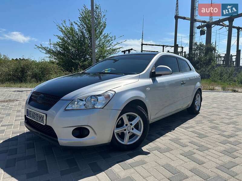 Kia Ceed (2009)