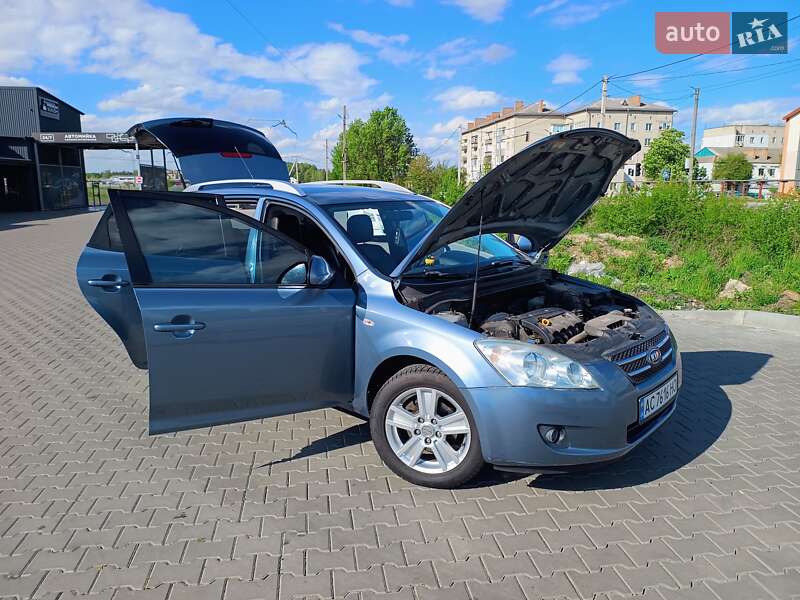 Kia Ceed (2007)