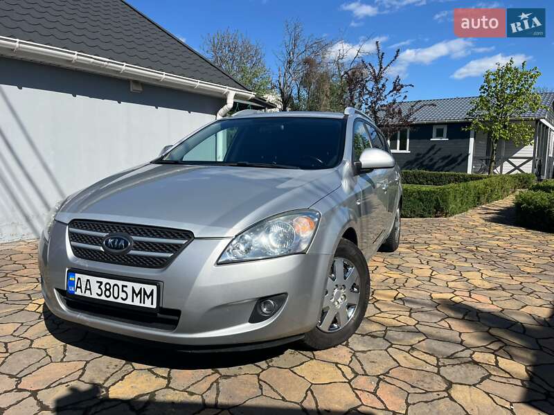 Kia Ceed (2008)