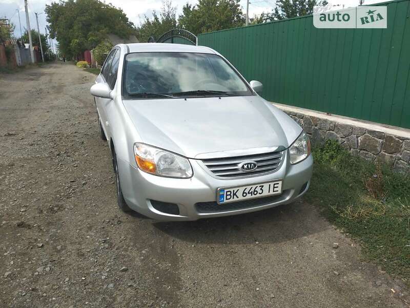 Kia Cerato (2007)