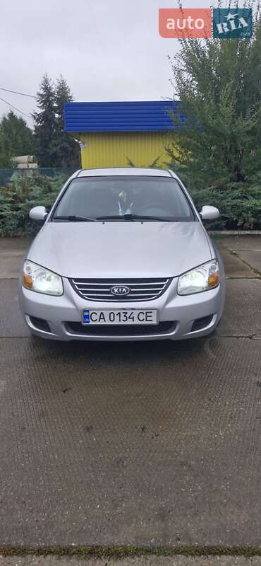 Kia Cerato (2008)