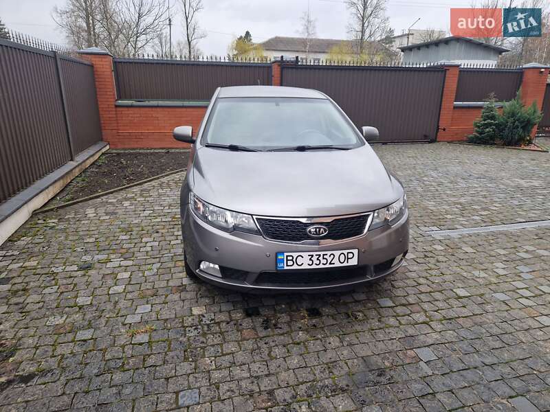 Kia Cerato (2011)