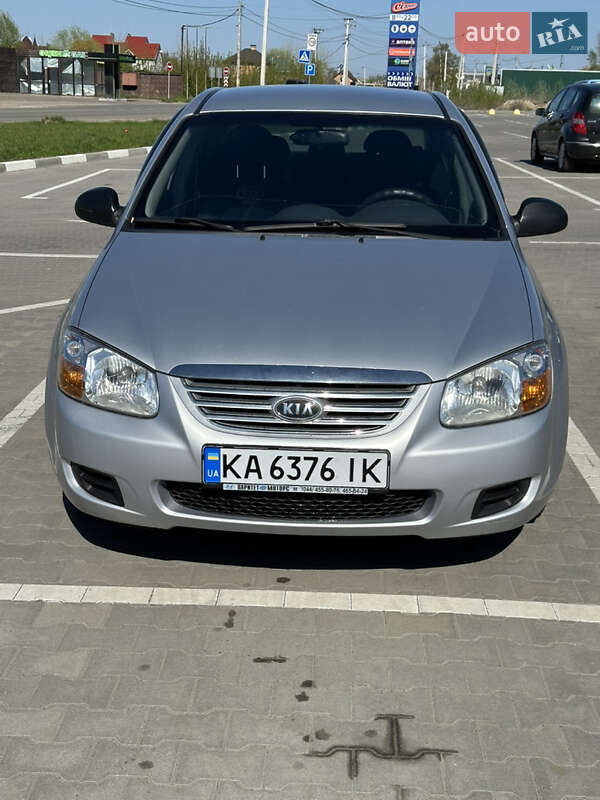 Kia Cerato (2007)