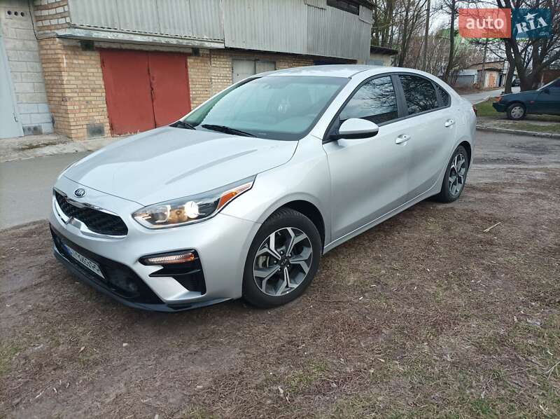 Kia Forte (2021)