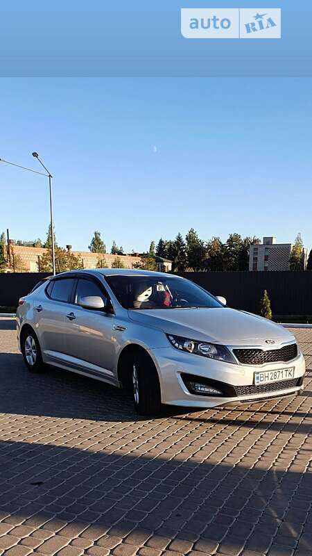 Kia K5 (2012)