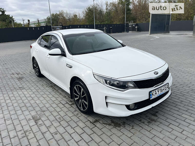 Kia K5 (2016)