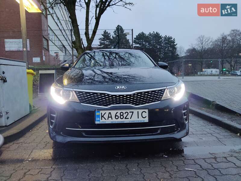 Kia K5 (2016)