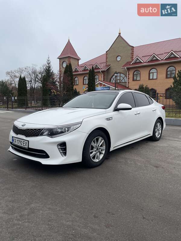 Kia K5 (2016)