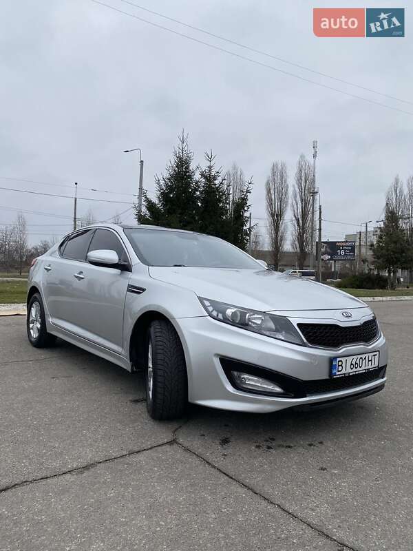Kia K5 (2012)