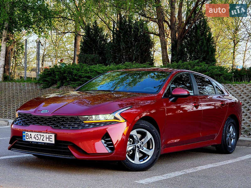 Kia K5 (2021)