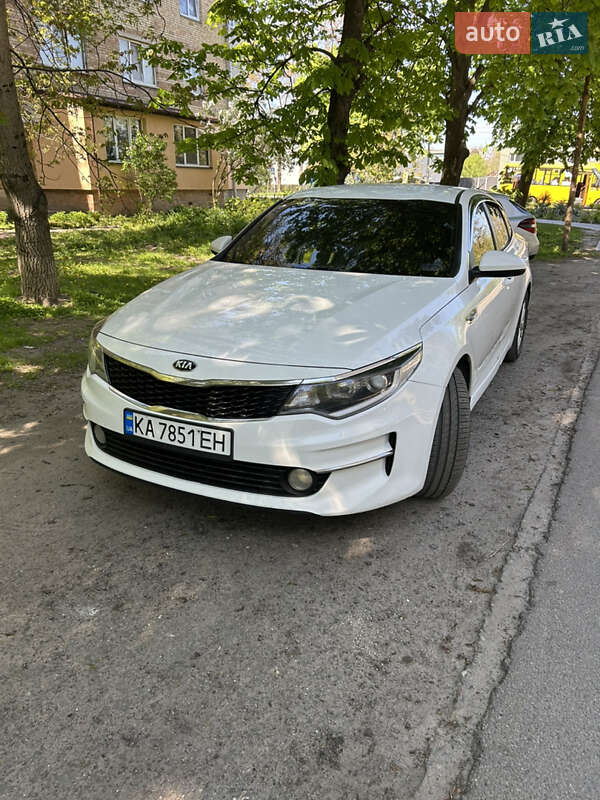 Kia K5 (2017)