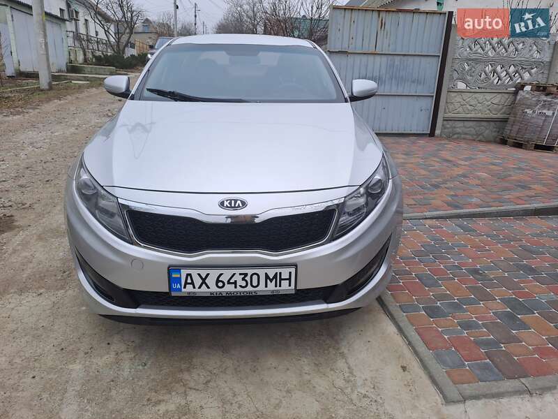 Kia K5 (2012)