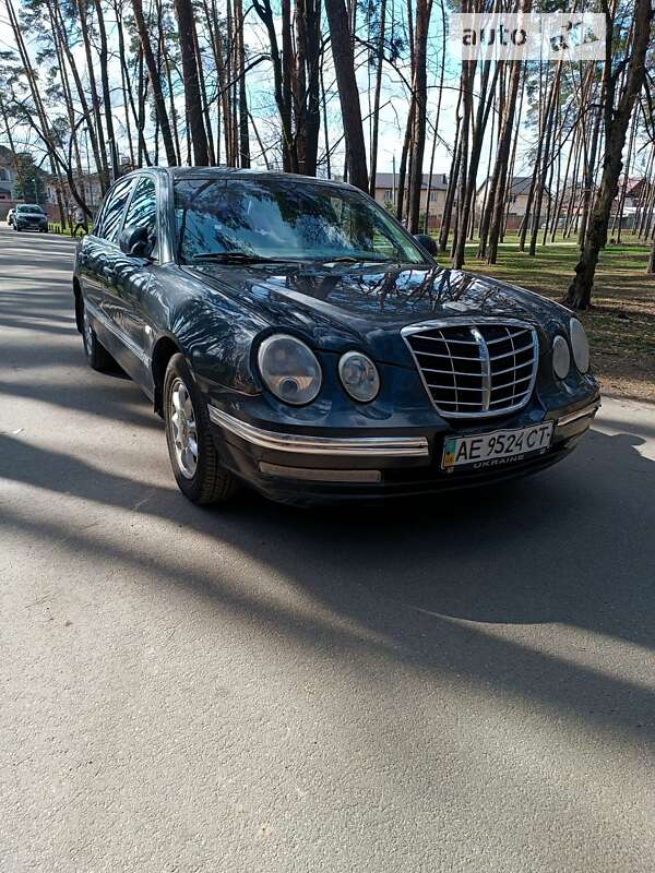 Kia Opirus (2006)