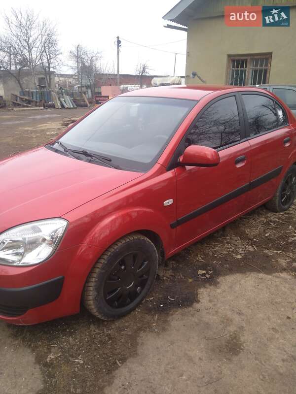 Kia Rio (2008)