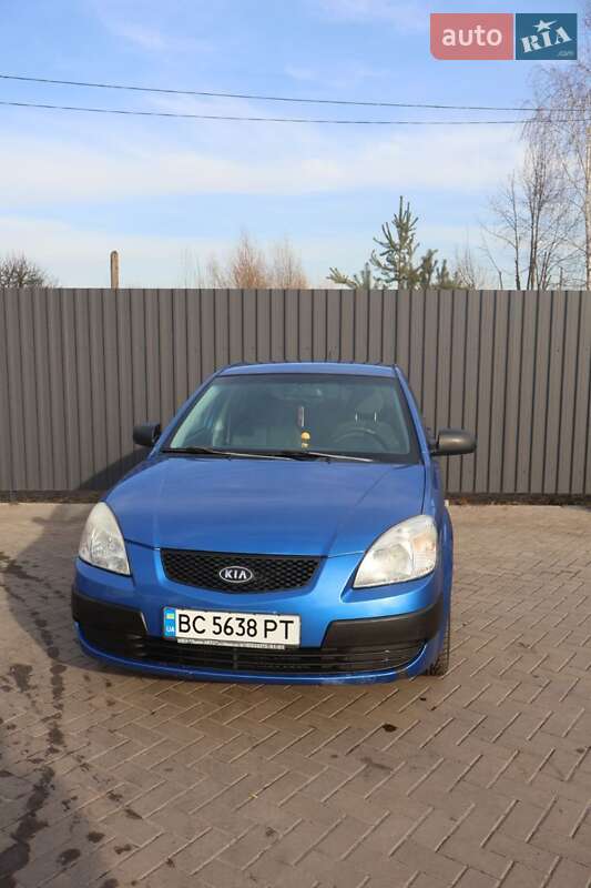 Kia Rio (2008)