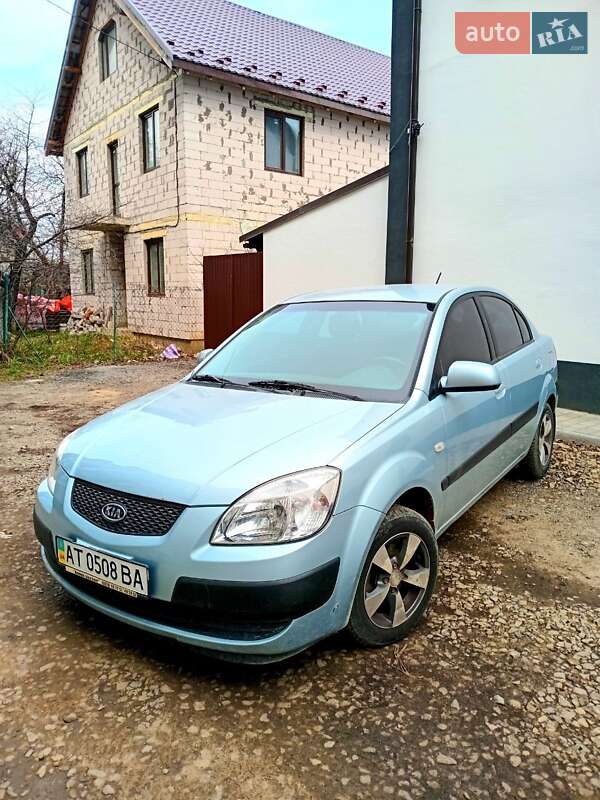 Kia Rio (2008)