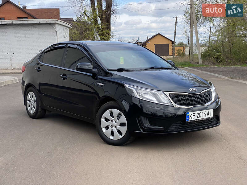 Kia Rio (2012)