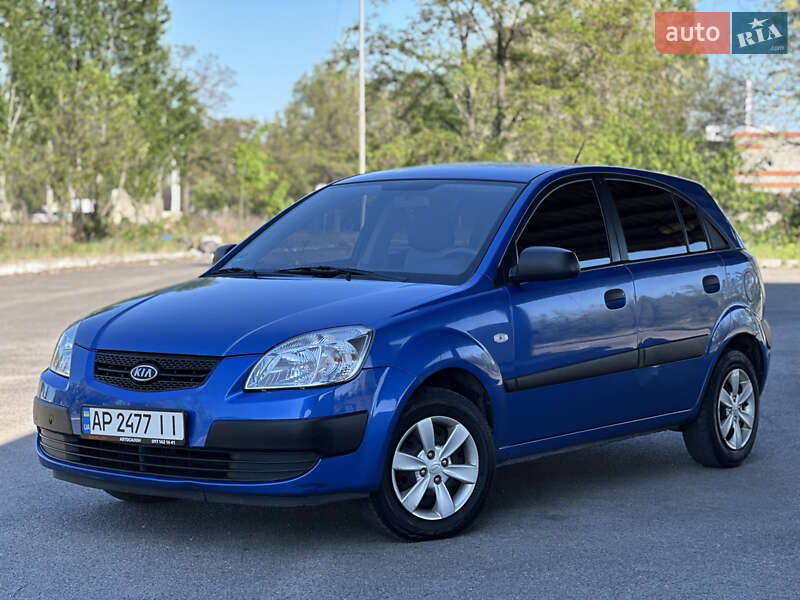 Kia Rio (2009)