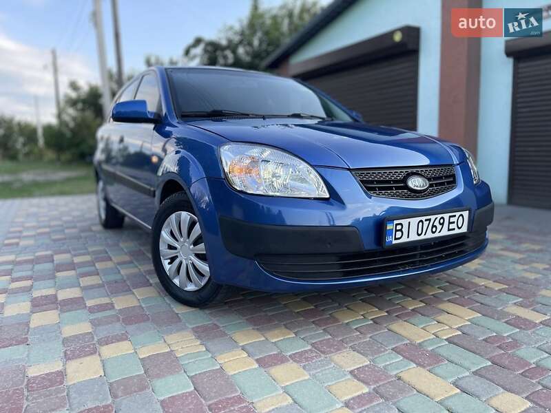 Kia Rio (2006)