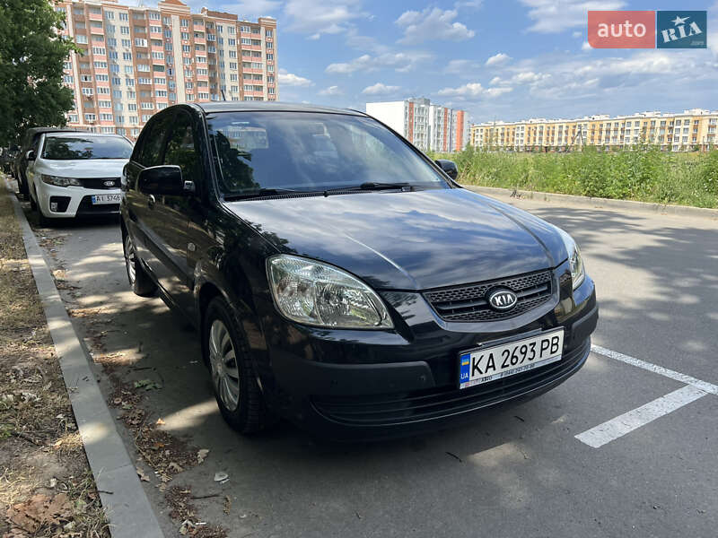 Kia Rio (2008)
